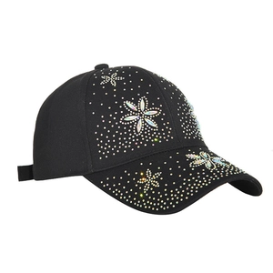 Casquette de baseball noire pour femmes avec fleurs en strass colorés vue de profil