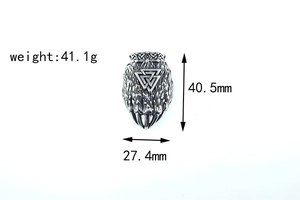 Detailed size specifications for Viking bear paw pendant with Valknut symbol engravings