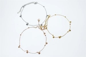 Ensemble de trois bracelets à billes en acier inoxydable en argent, or et or rose