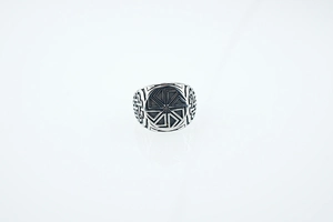 Bague viking avec symbole Kolovrat et motifs de nœuds celtiques en argent vieilli