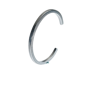 Bracciale rigido aperto in acciaio al titanio argento retrò con trama intrecciata