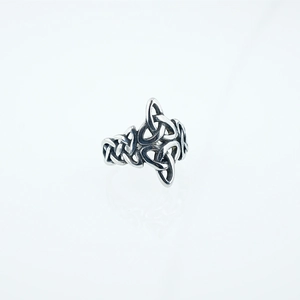 Vintage Celtic Knot Viking stainless steel ring with a retro silver cutout pattern