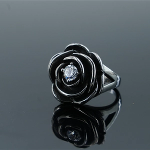 Vintage Stainless Steel Rose Flower Ring With Zirconia Inlay Gothic Punk Style Band Ring For Men Women Daily Jewelry