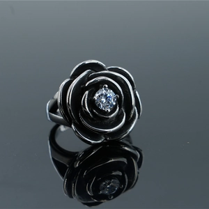 Vintage stainless steel rose ring with sparkling zircon stone inlay for couples