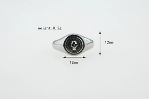 Macro view of vintage stainless steel skull ring with 8.2g weight and 12mm size details