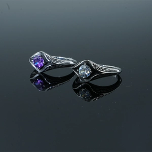 Bague en Acier Inoxydable Strass Vintage pour Hommes Femmes Gothique Géométrique Électroplaqué Rétro Bague de Doigt Bijoux Mode