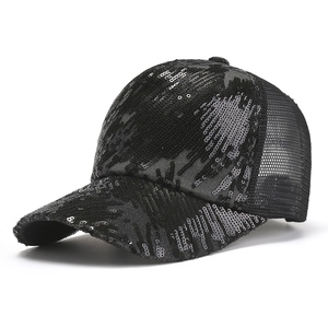 Cappellino da baseball con paillettes nere e retro in rete traspirante regolabile