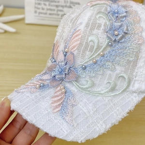 Summer lace baseball cap for women with colorful floral embroidery and pearl accents