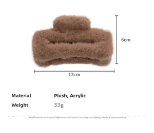Vue détaillée de la pince à cheveux en peluche marron avec dimensions 12cm et 33g