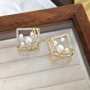 Elegant geometric gold square stud earrings with white pearls and sparkling zircons