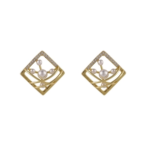 Elegant geometric gold rhombus stud earrings with center pearl and sparkling crystals