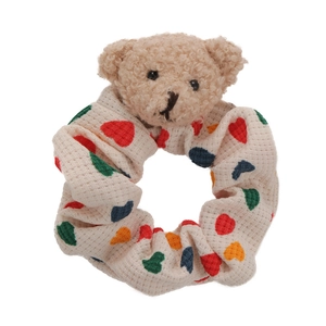 Chouchou ours en peluche mignon en tissu gaufré beige avec motifs de cœurs