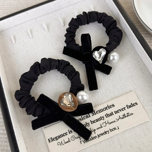 French Vintage Velvet Bow Scrunchie Heart Rhinestone Faux Artificial Pearl Pleated Fabric Elastic Hair Tie For Women Headwear Jewelry