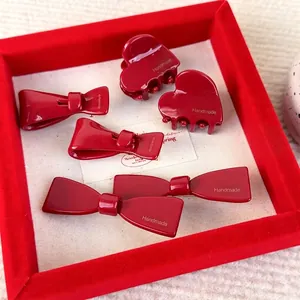 Pinza De Pelo Con Lazo Rojo Pinza De Corazón Resina Handmade Letras Doradas Accesorios Para El Cabello Año Nuevo Mujeres