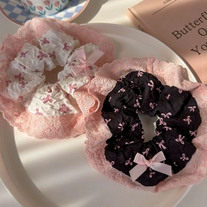Lace-edged scrunchies with pink bow pattern and silk ribbon in black and white colors