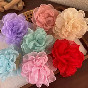 Pince à Cheveux Fleur en Tissu Fait à la Main Grande Rose Pince à Cheveux Pour Femmes Vacances Bord de Mer Accessoire de Coiffure