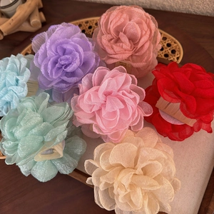 Pinces à cheveux élégantes rose en organza de 9cm en plusieurs couleurs pour les vacances
