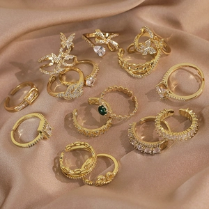 Ensemble de bagues papillon dorées de luxe serties de zircons pour mode féminine