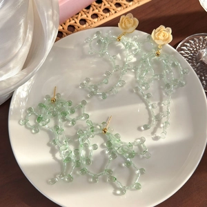 Boucles d'Oreilles Pendantes Vintage à Gland de Perles Vert Menthe pour Femmes Style Français Fait Main Fleur en Résine Bijoux