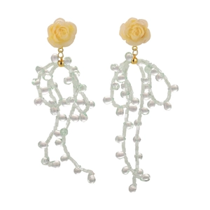 Boucles d'oreilles vert menthe à franges perlées avec fleur jaune pour le style d'été