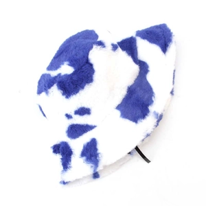 Pluche vissershoed met blauw-witte koeprint van imitatiebont met verstelbare trekkoorden