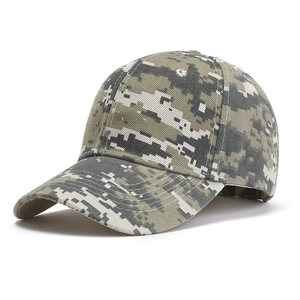 Détails de la casquette tactique camouflage numérique avec coutures renforcées et œillets d'aération