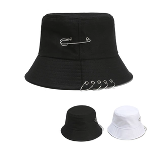 Streetwear cotton bucket hat with silver safety pin and five metal rings decoration