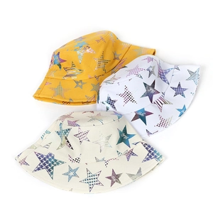 Outdoor sun protection bucket hats with colorful star patterns and YE letter prints