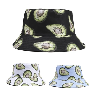 Mode vissershoed set met schattige avocado prints in de kleuren zwart, wit en lichtblauw
