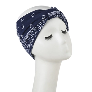 Diadema deportiva de algodón azul marino con estampado paisley y diseño de nudo cruzado