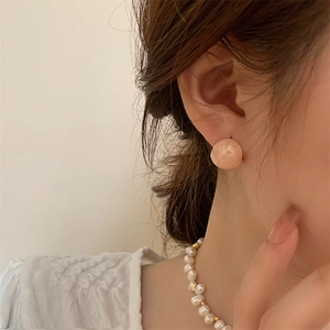 French Style Enamel Pink White Huggie Earrings For Women Niche Design Geometric Round Copper Jewelry Temperament Earrings