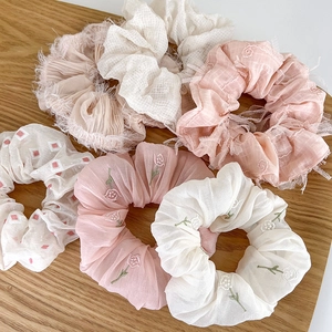 Coleteros Coreanos Dulces con Flores Rosa Beige Tela Plisada Gomas para el Pelo Elásticas para Mujer Accesorios Diarios