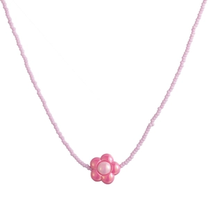 Collier chic en perles acryliques roses avec pendentif fleur contrasté pour femmes