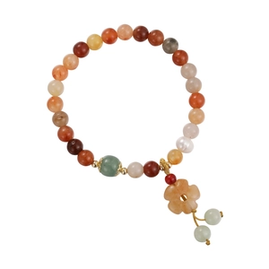 Bracciale multistrato con perline colorate, ciondolo a fiore e perle d'acqua dolce