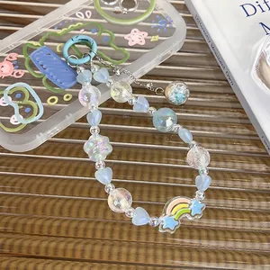 Dragonne de Téléphone en Perles Iridescentes Cœur Bleu Fait Main Résine Acrylique Bijou de Portable Anti-Perte avec Étoile Arc-en-Ciel