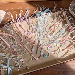 Doux Collier de Perles Colorées Avec Cœurs en Résine Fleurs Nœud en Ruban Coquette Choker pour Femmes Filles Bijoux