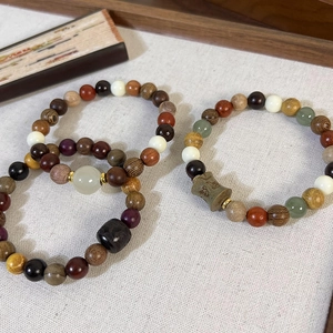 Bracelet ethnique en bois de santal multi-pierres avec mantras gravés style zen pour femme