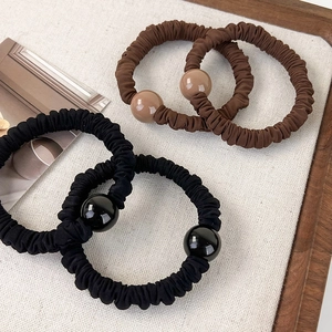 Lot de 4 élastiques à cheveux avec perles rondes en résine noires et marron terreux