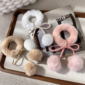 Elastici per capelli in finta pelliccia di coniglio rosa con fiocchi e pompon dolci