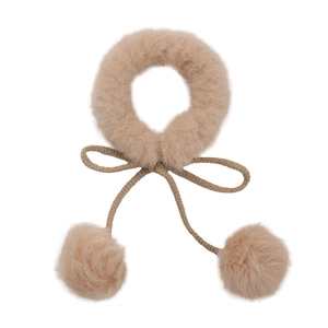 Elastico per capelli in finta pelliccia con fiocco e pompon morbidi in colore beige