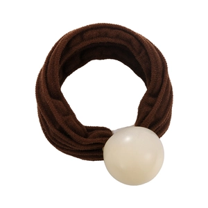 Élastique à cheveux en velours marron avec perle crème pour coiffure queue de cheval