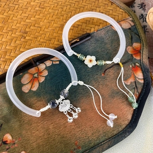 Vintage Chinese style flower and lock bracelets with tassel charms for Hanfu outfits