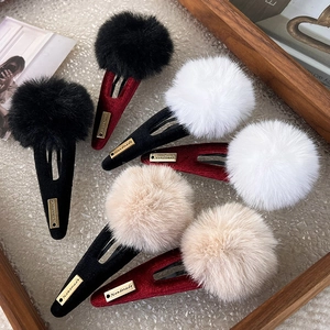Korean Style Autumn Winter Plush Ball BB Hair Clips Handmade Metal Label Velvet Wrapped Side Fringe Clips For Women Hair Accessories