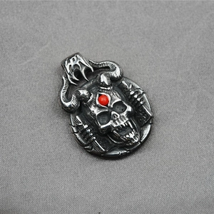 Punk hip hop skull necklace with red gemstone and horn details in retro silver finish