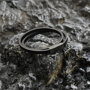 Minimalist double-layered black leather bracelet with brushed metal magnetic buckle for men