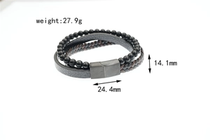 Dettaglio del bracciale in pelle a tre strati con pietra lavica e misure dimensionali