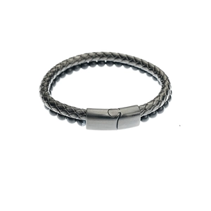 Bracelet double couche en pierre volcanique avec cordon en cuir noir et fermoir magnétique