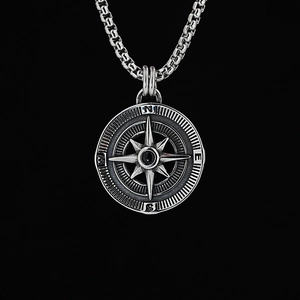 Collier Pendentif Boussole Octagramme Vintage pour Hommes Femmes en Acier Inoxydable Punk Gothique Boussole Bijoux