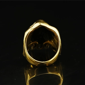 Bague éléphant hip-hop audacieuse en finition dorée polie avec design 3D