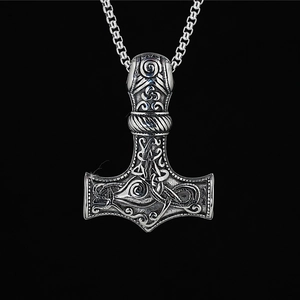 Collier Pendentif Marteau de Thor Mjolnir Viking Nordique Acier Titane Rétro Nœud Celtique Bijoux Hip Hop pour Hommes Femmes